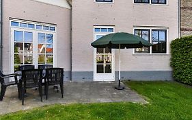 Luxury 4-person Residence In The Holiday Park Landal Esonstad